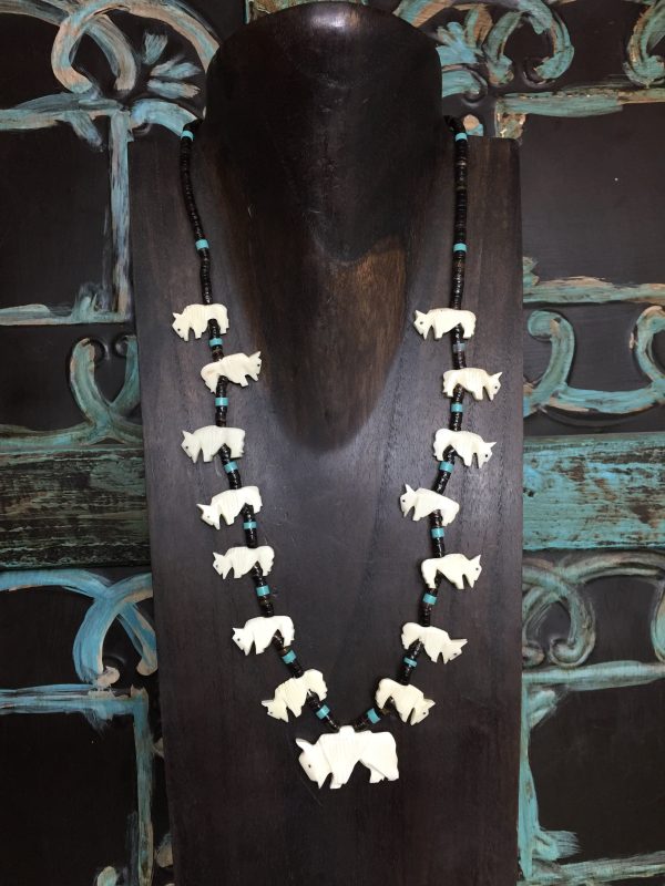 Buffalo shapes necklace Supply