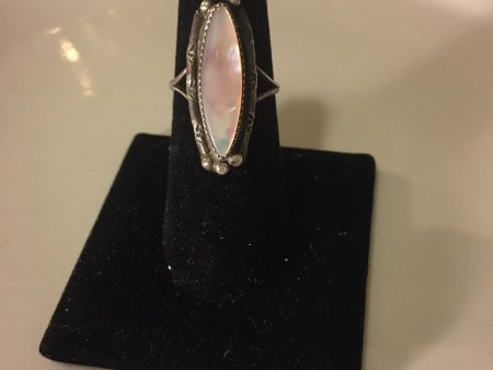 Vintage mother of pearl ring For Discount