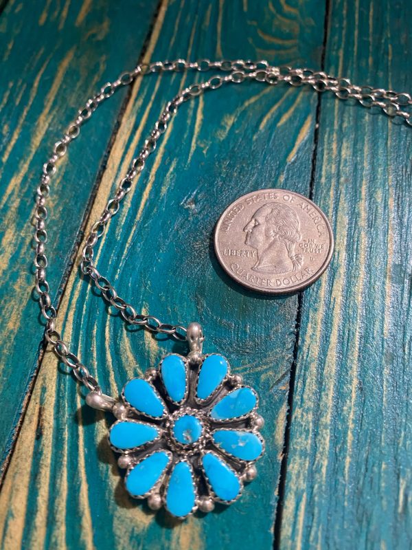 Zuni Single flower necklace Online now